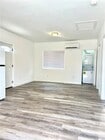 Photo - 17205 Saticoy St