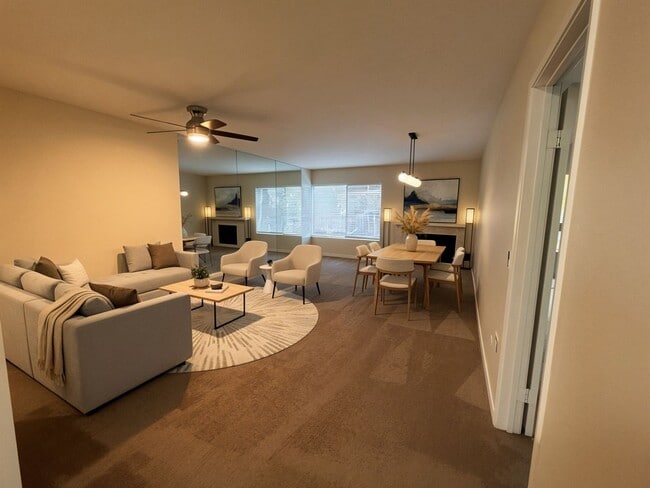 Building Photo - Large Mission Valley Condo Unit 113