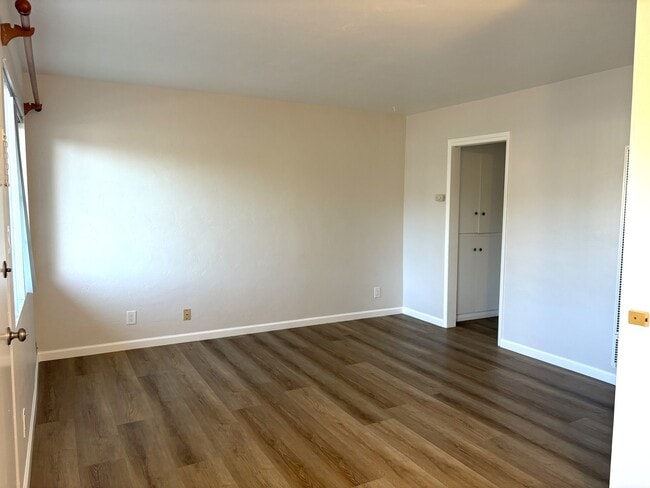Photo - 5253 Monroe Ave Unit 3