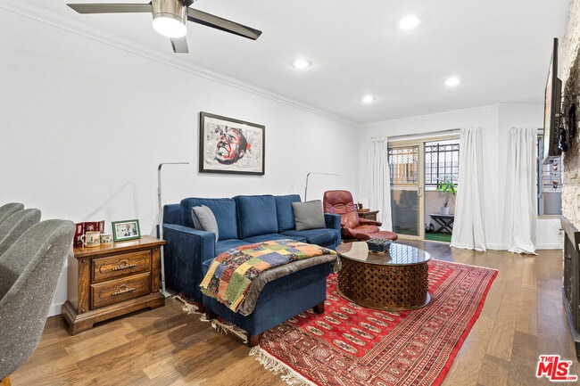 Building Photo - 141 S Clark Dr Unit 226