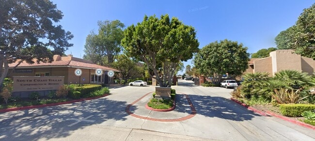 Building Photo - 1101 West Macarthur Boulevard Unit 205