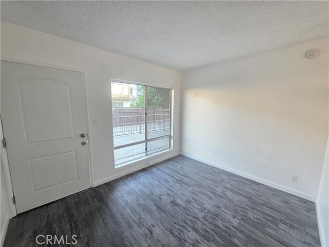 Building Photo - 6018 Hazelhurst Pl Unit 3