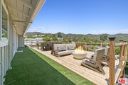 Photo - 1060 Palisair Pl House