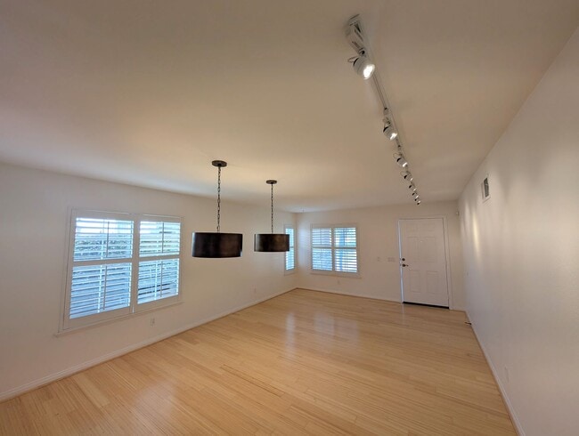 Photo - Beautiful 4 Bedroom Home in Oceanside!