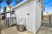 Photo - 1031 W 2nd St House