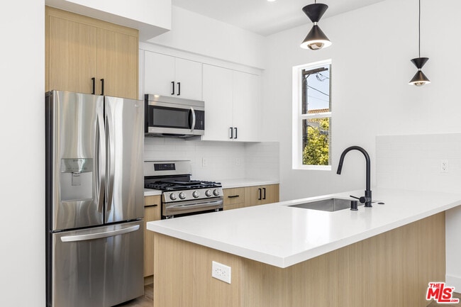 Photo - 5050 Cleon Ave Condo Unit 2