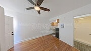 Photo - 916 San Andres St