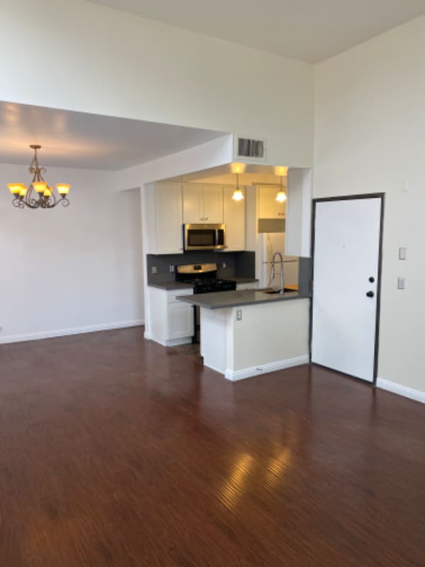 Photo - 1224 S Corning St Unit 7