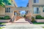 Photo - Modern 2Bdm 2.5Ba Town-home with Bonus Roo...