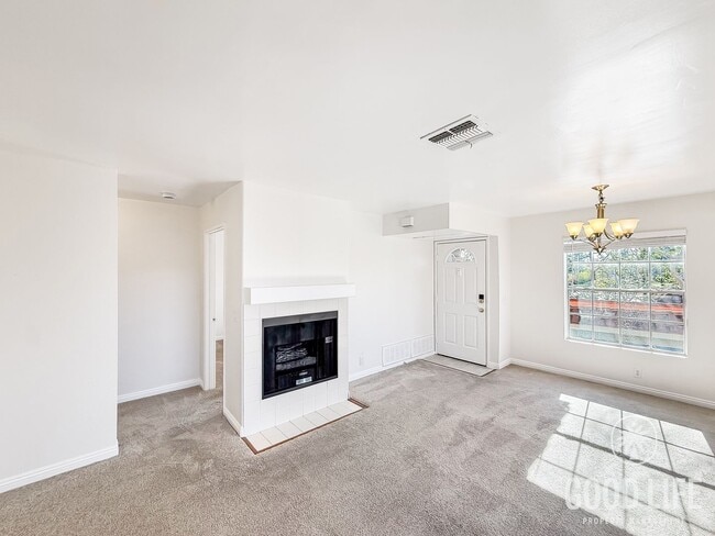 Photo - Great 2B/2BA Condo in Mira Mesa for Lease! Unit 134