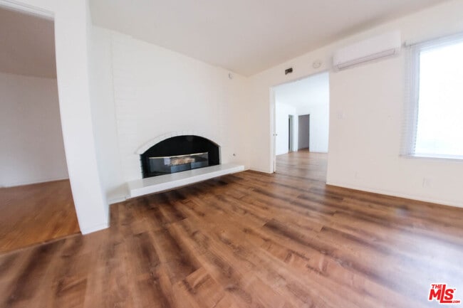 Photo - 7758 W 91st St Unit 2