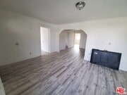 Photo - 1216 W 77th St