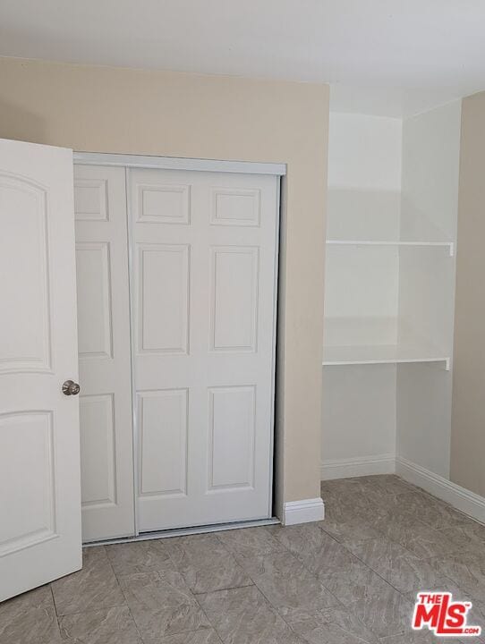 Photo - 2509 E 109th St