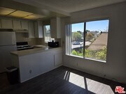 Photo - 1233 Tamarind Ave Unit 3