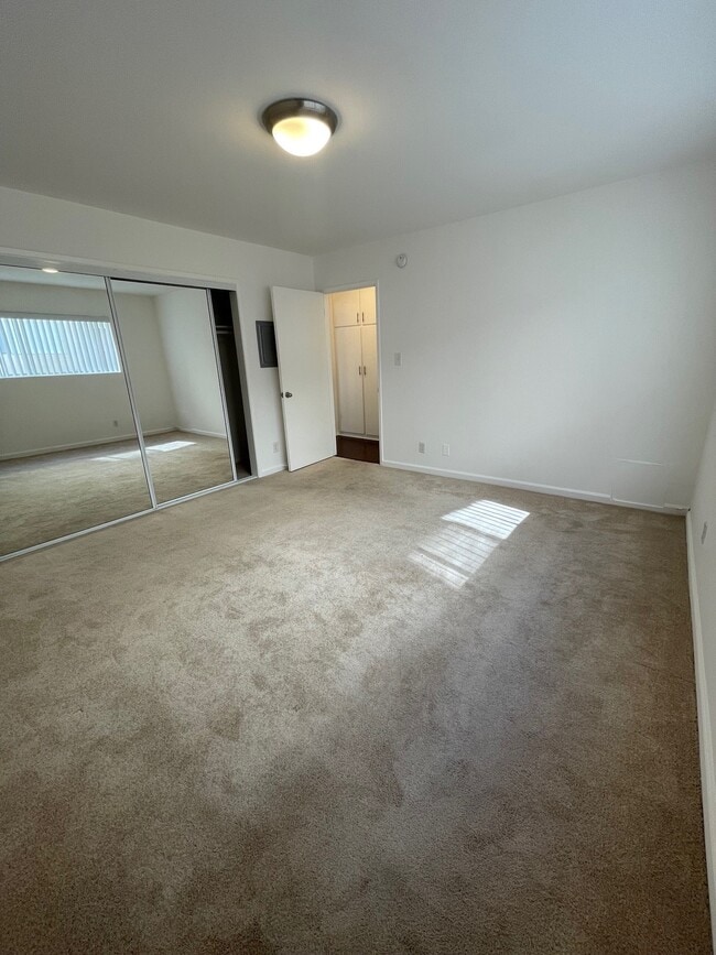 1 Bedroom 1 Bathroom - 1415-1419 Brockton Ave