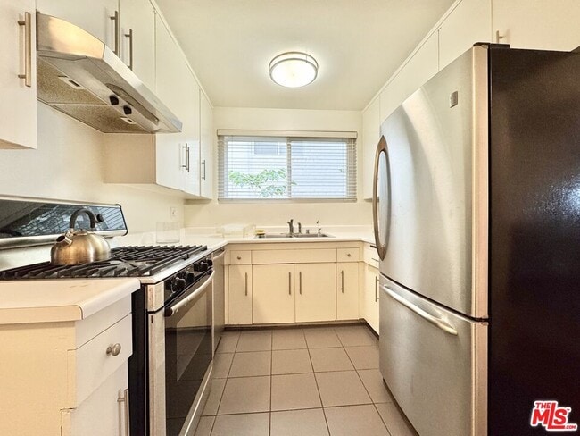 Photo - 10655 Wilshire Blvd Unit 303