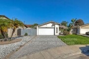 Photo - 2723 Lancha St