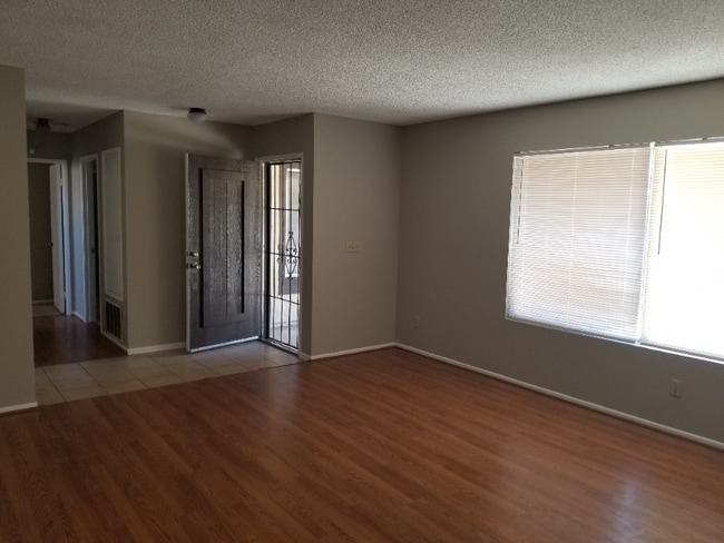 Photo - 43730 C St Unit B