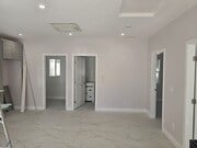 Photo - Hawthorne Unit A