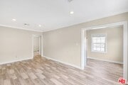 Photo - 8613 1/4 W Olympic Blvd