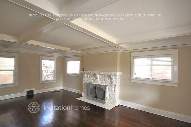 Photo - 1613 W 49th St