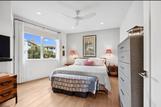 Photo - 6767 Neptune Pl