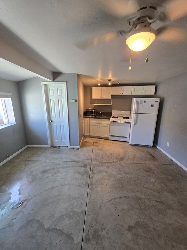 Photo - Recessed 1Bd/1Ba in Normal Heights w/ SOLAR + Private Gated Yard!! Unit 4669 1/2 35th St