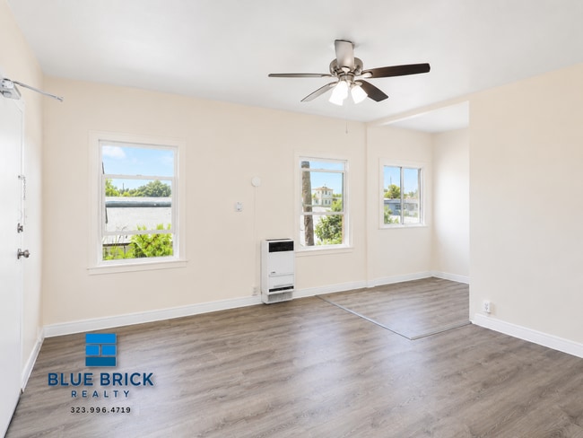 Building Photo - 1527 4th St Unit 300