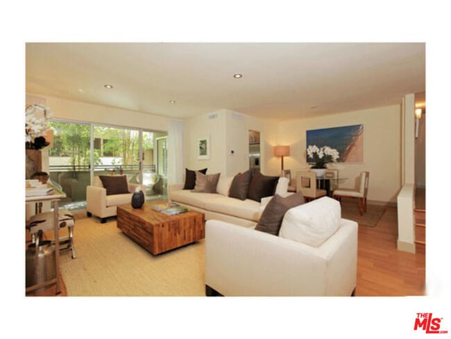 Photo - 11657 Chenault St Unit 105