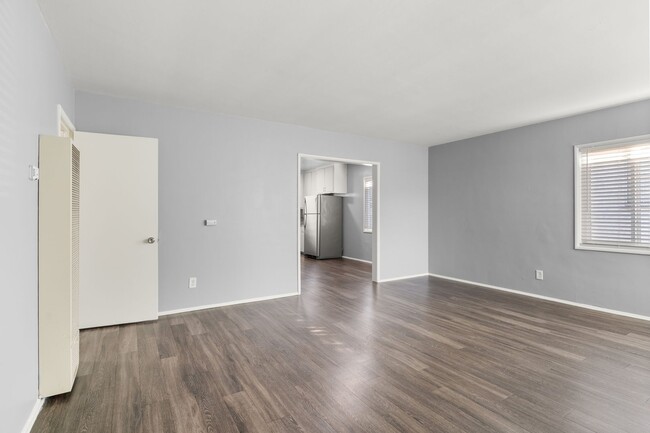 Photo - 1577 Pine Ave Apartment Unit 05