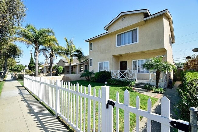 Building Photo - w4336 Unit W4336