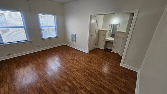 Photo - 727 S Coronado St Unit 302