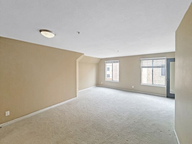 Photo - Modern 2B/2BA Condo with Balcony & Ameniti... Unit 6303