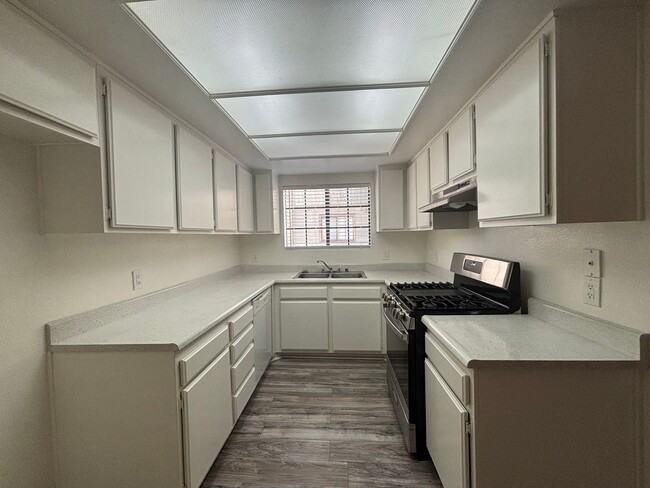 Photo - Orange Grove, 1232-1234 Unit 1232  #101