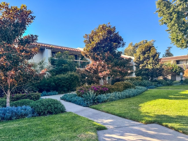 Photo - 47 Dearborn Pl Unit 25