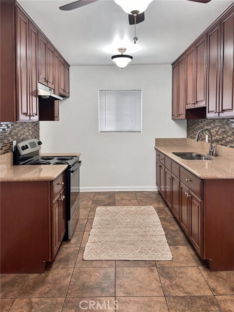 Photo - 5620 Woodman Ave Condo Unit 9