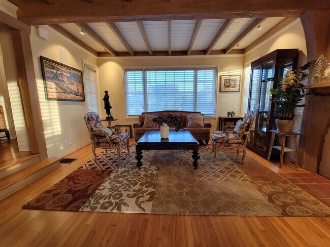 Photo - Entire residential home hosted by 3M1S | HOME