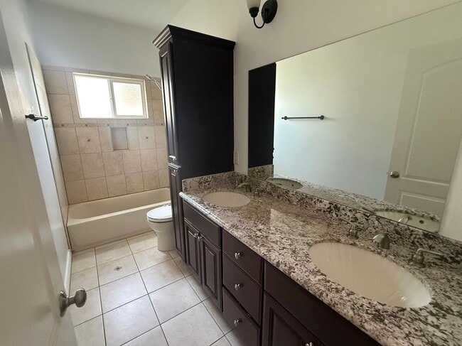 Photo - 2244 Ripple St