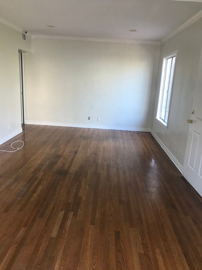 Photo - 14818 Magnolia Blvd Unit 14818