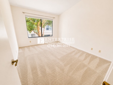 Photo - Spacious 2-Bed Townhome in Mission Viejo | Vaulted Ceilings, Private Patio & Pool Access