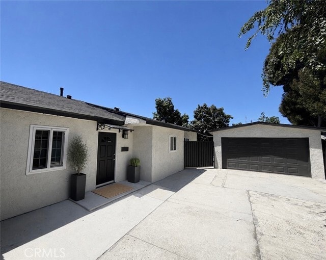 Building Photo - 10515 Firmona Ave