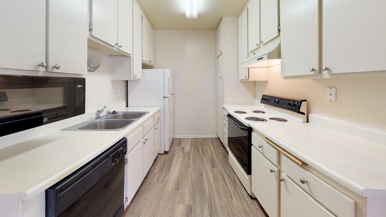 3D Tour - Camarillo Oaks