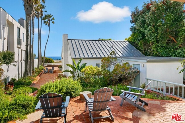 Photo - 30830 Broad Beach Rd