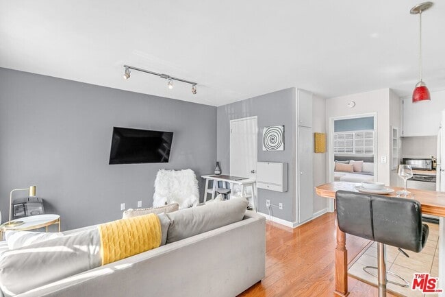 Photo - 313 Mildred Ave Unit 11