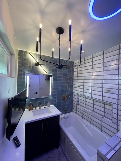 Modern Spa Bathroom - 2659 Newell St