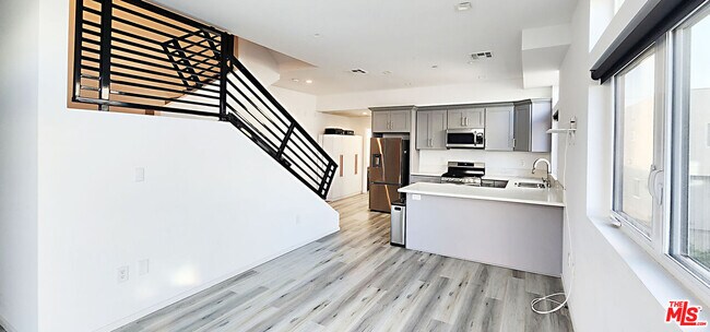 Photo - 1224 Alexandria Ave