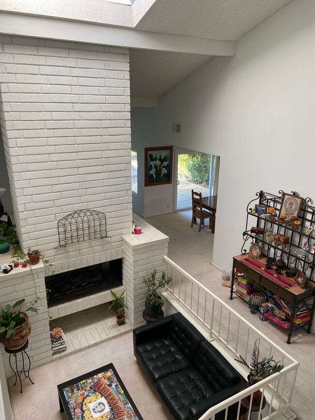 Photo - 5 Sandpebble