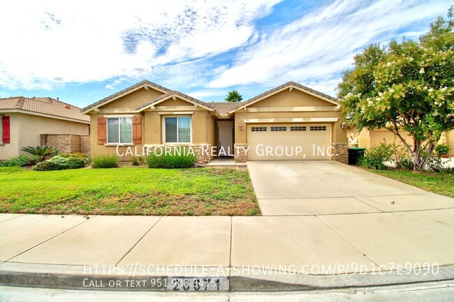 Building Photo - 28671 Fern Glen Cir
