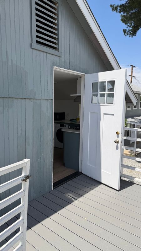 Photo - 301 W 1st St