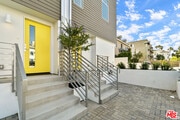 Photo - 421 S Wilton Pl House